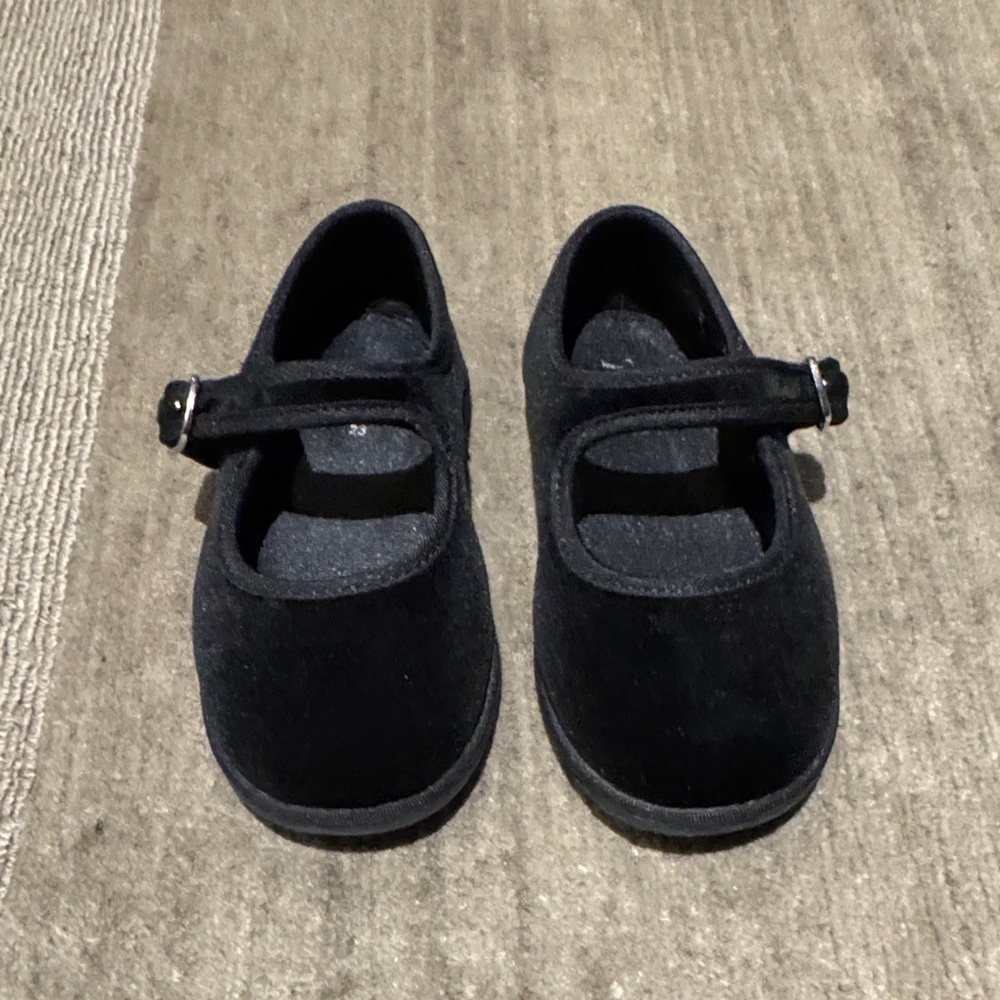 Zara Black Velvet Girls Mary Jane Shoes